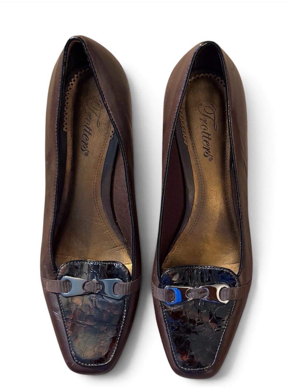 Trotters Brown Women's Leather Slip-On pumps